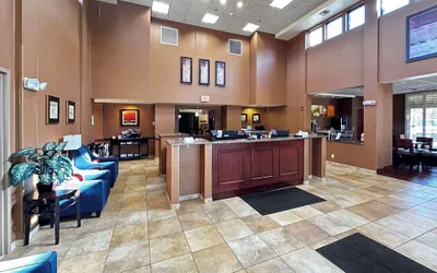 Photo 2 - Comfort Inn Bloomington near University