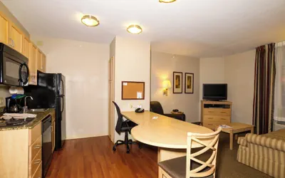 Photo 4 - Candlewood Suites Ft Myers I-75 by IHG