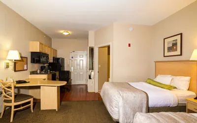 Photo 3 - Candlewood Suites Ft Myers I-75 by IHG