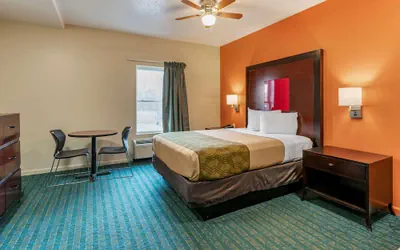 Photo 5 - Econo Lodge Inn & Suites Granite City - St. Louis