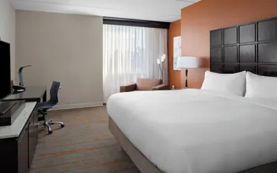 Photo 5 - Renaissance Indianapolis North Hotel