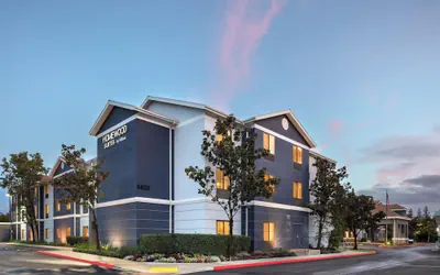 Photo 2 - Homewood Suites by Hilton Fresno