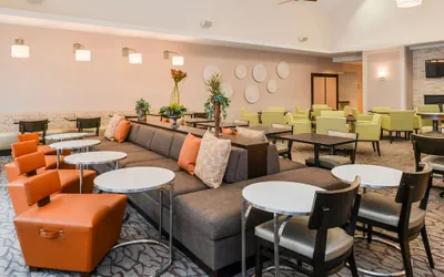 Photo 4 - Homewood Suites by Hilton Fresno