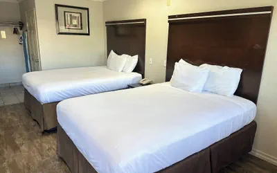 Photo 4 - Rodeway Inn National City San Diego South