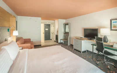Photo 5 - Holiday Inn Pensacola - University Area by IHG
