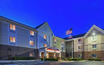 Photo 2 - Candlewood Suites Owasso by IHG