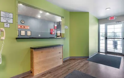 Photo 4 - WoodSpring Suites Fayetteville I-49