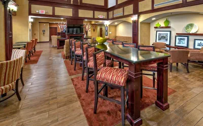 Photo 4 - Hampton Inn Corsicana