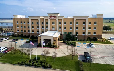 Photo 2 - Hampton Inn Corsicana