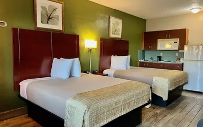 Photo 5 - Travelodge Suites by Wyndham Lake Okeechobee