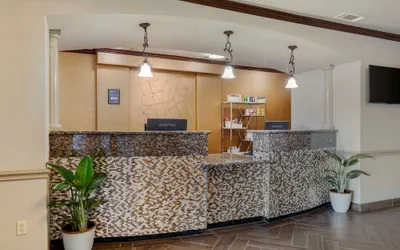 Photo 4 - Best Western Plus Sweetwater Inn & Suites