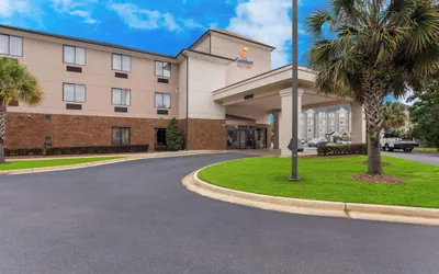Photo 2 - Comfort Suites Saraland - North Mobile