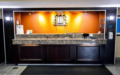 Photo 5 - MainStay Suites Coralville - Iowa City