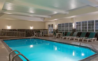Photo 2 - La Quinta Inn & Suites by Wyndham Dodge City