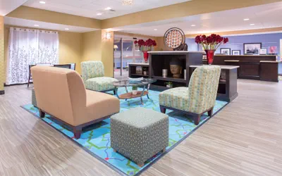 Photo 4 - Hampton Inn Santa Rosa