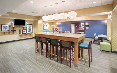 Photo 3 - Hampton Inn Santa Rosa