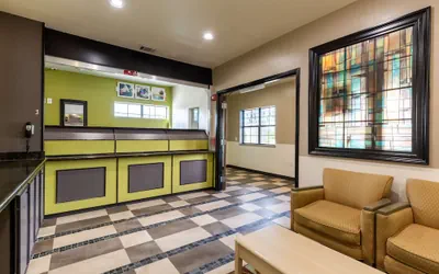 Photo 5 - Studio 6 Bay City, TX
