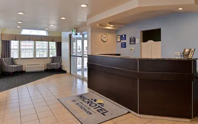 Photo 3 - Microtel Inn & Suites by Wyndham Klamath Falls