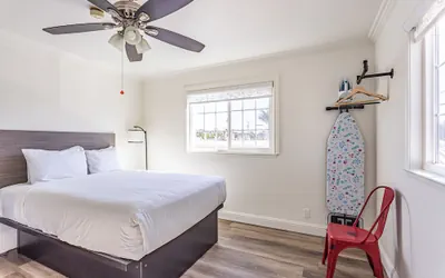 Photo 4 - Coastal Breeze Inn