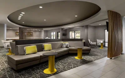 Photo 3 - SpringHill Suites by Marriott Fresno