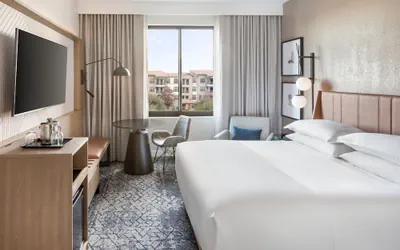 Photo 2 - Sheraton Stonebriar Hotel