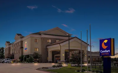 Photo 2 - Comfort Suites Lindale - Tyler North