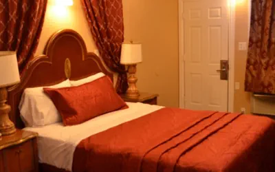 Photo 3 - Travel Inn And Suites