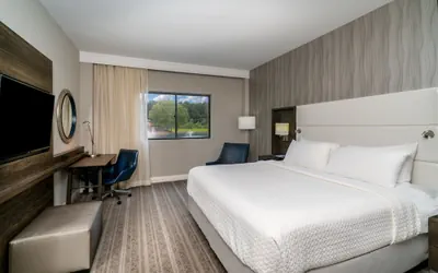 Photo 3 - Crowne Plaza Atlanta SW - Peachtree City by IHG