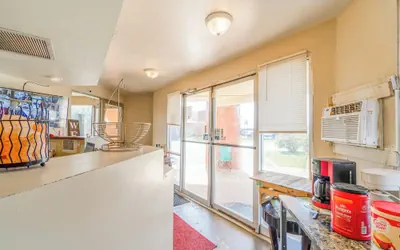 Photo 4 - Castle Inn & Suites By OYO Chickasha