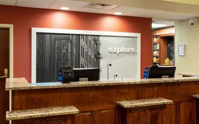 Photo 5 - Hampton Inn & Suites Baton Rouge - I-10 East