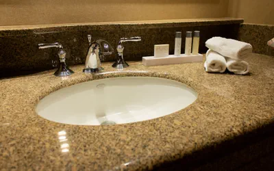 Photo 4 - Isle Casino Hotel Waterloo Hotel & Casino - A Caesars Rewards Destination