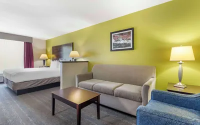 Photo 5 - Best Western Plus Mansfield Inn & Suites