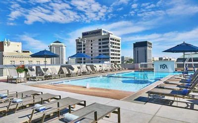 Photo 2 - Renaissance Montgomery Hotel & Spa at the Convention Center