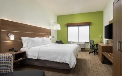 Photo 5 - Holiday Inn Express & Suites Carrollton by IHG