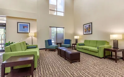 Photo 3 - Comfort Suites Clayton - Garner
