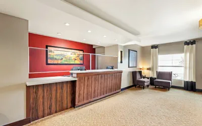 Photo 4 - Ledgestone Suites Hotel Yakima