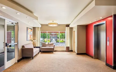 Photo 5 - Ledgestone Suites Hotel Yakima