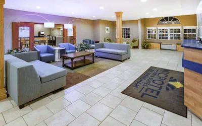 Photo 3 - Microtel Inn & Suites by Wyndham Johnstown