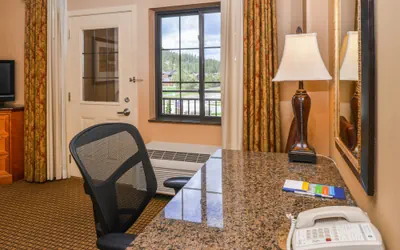 Photo 4 - Hampton Inn & Suites Coeur d' Alene