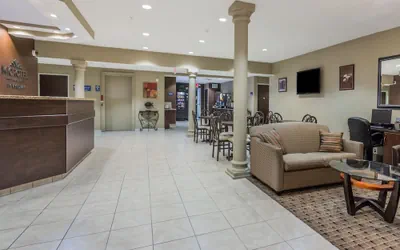 Photo 2 - Microtel Inn & Suites by Wyndham Jacksonville Airport