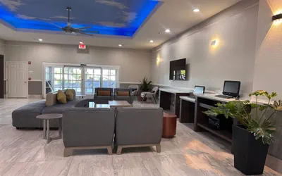 Photo 3 - La Quinta Inn & Suites by Wyndham Alamo - McAllen East