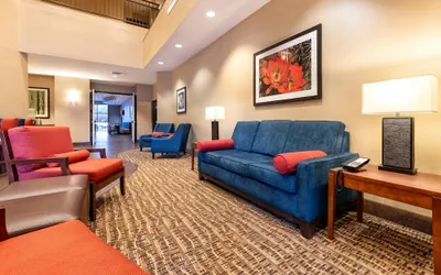 Photo 3 - Comfort Suites Goodyear - West Phoenix