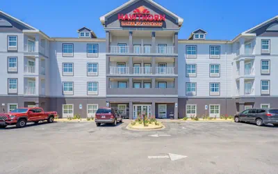 Photo 2 - Hawthorn Extended Stay by Wyndham Panama City Beach