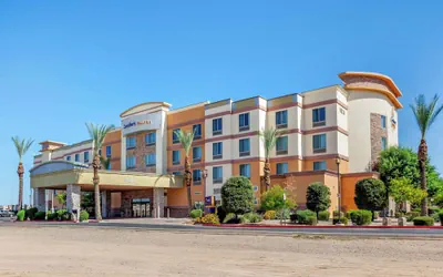 Photo 2 - Comfort Suites Glendale - State Farm Stadium Area