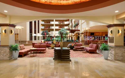 Photo 5 - Embassy Suites by Hilton Norman Hotel & Conference Center