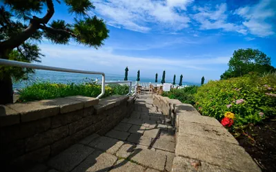 Photo 2 - The Lakehouse Inn