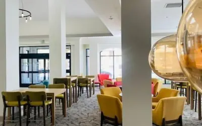 Photo 2 - Hilton Garden Inn Palmdale