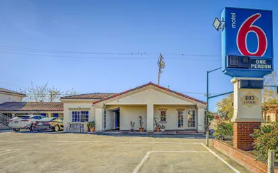 Photo 2 - Motel 6 Marysville, CA