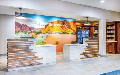 Photo 3 - La Quinta Inn & Suites by Wyndham St. George