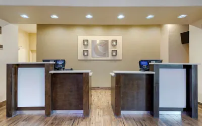 Photo 4 - Comfort Inn & Suites Near Six Flags & Medical Center